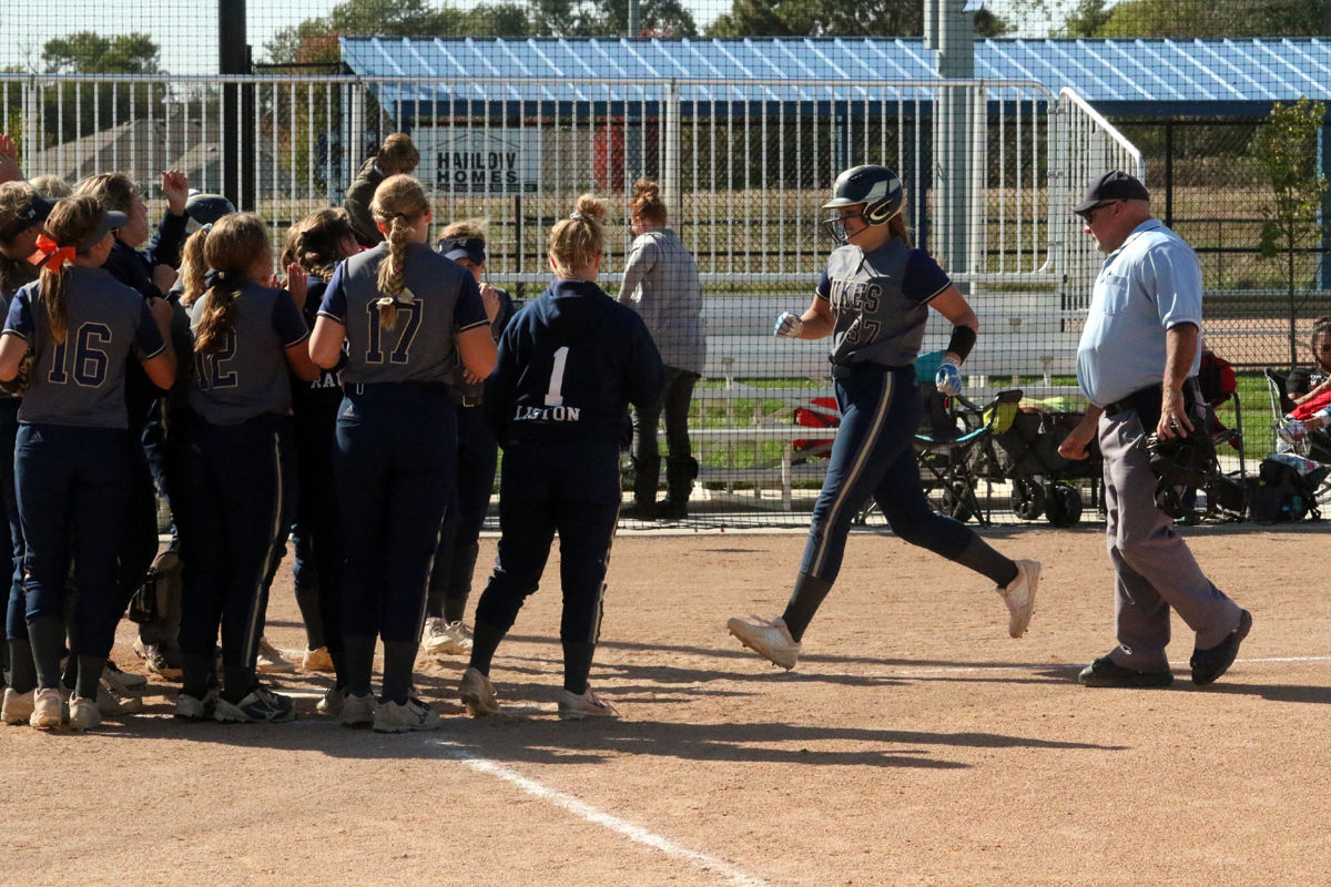 York SB vs Aurora (17).JPG